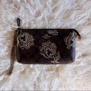 Leather COACH Wristlet